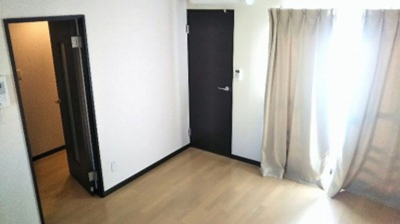 レオネクスト南田原 居間