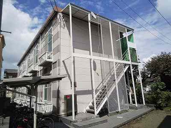 レオパレストゥーラ湘南 外観