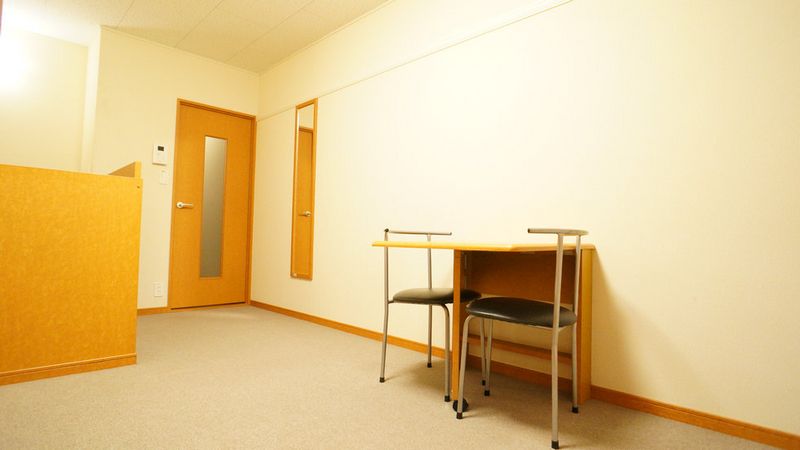 レオパレスコンフォート 居間
