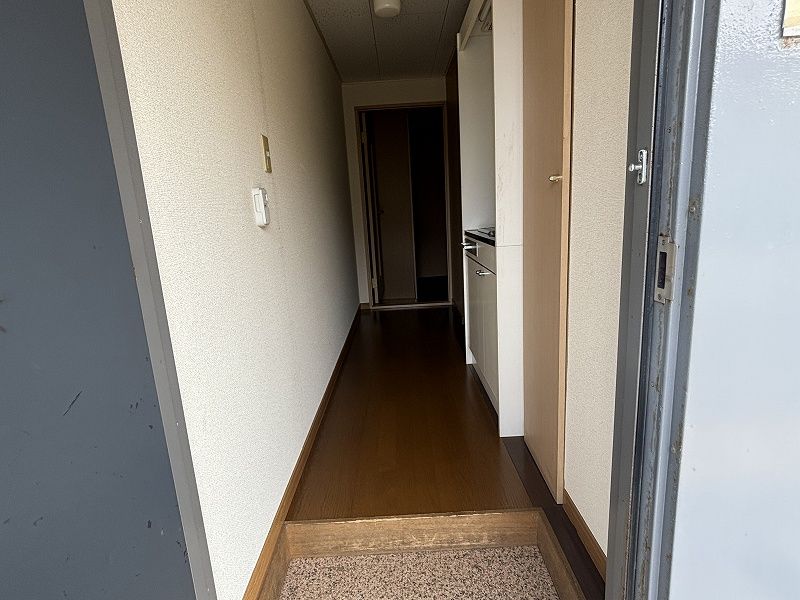 レオパレスＬｉｇｈｔｌｉｆｅⅠ 玄関