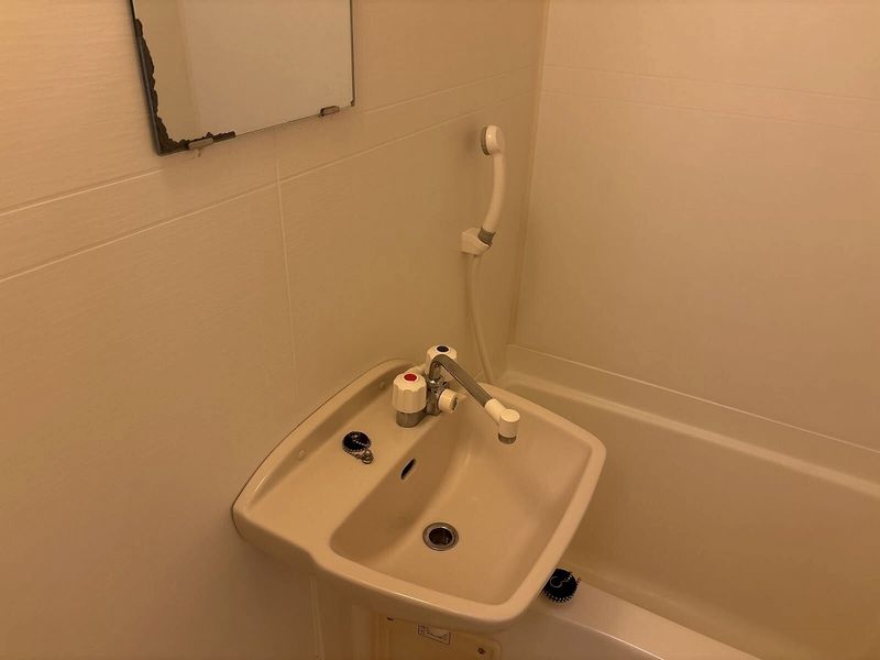 レオパレス光 洗面台
