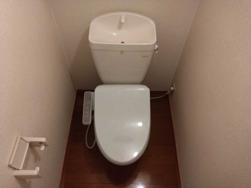 レオパレス四季 トイレ