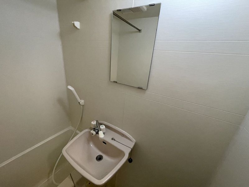 レオパレスミラフェリーチェ 洗面台