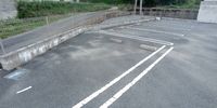 レオネクスト長行 駐車場