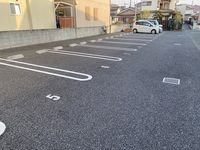 クレイノ西深津 駐車場