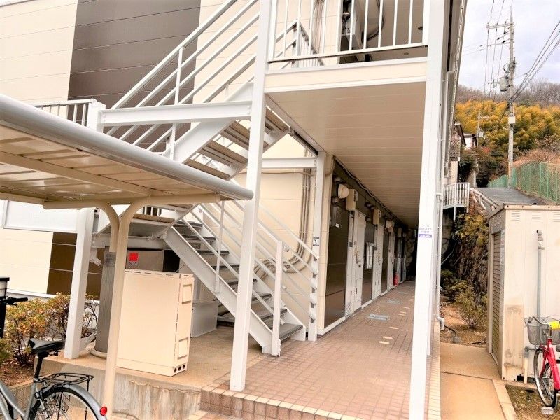 レオパレスＶｉｅｗ　Ｓｔａｇｅ エントランス
