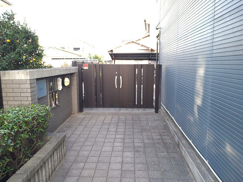 レオパレスＳＡＮＹＡ エントランス