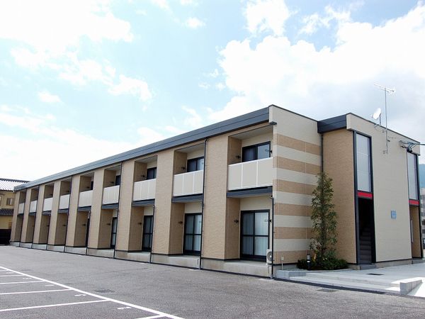 leopalace Cheers外观