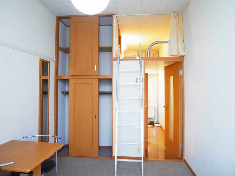 レオパレスメルベーユ 収納