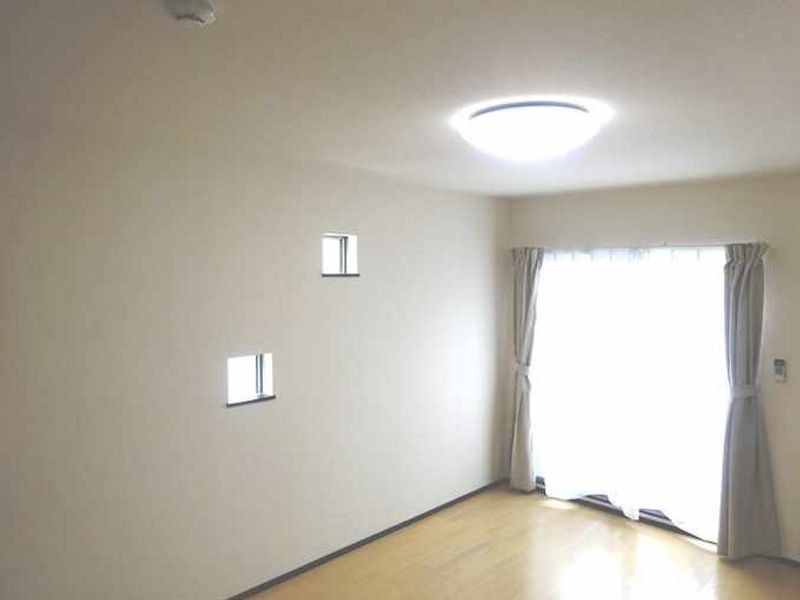 クレイノ太陽 居間