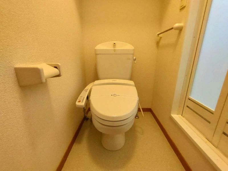 レオパレスサンピュア丸山 トイレ