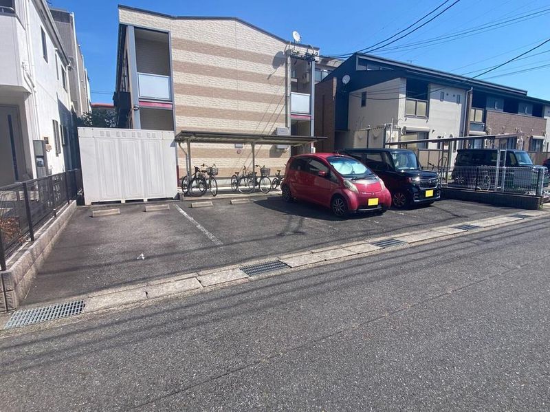 レオパレスｂｉｇ　ｖａｌｌｅｙ 駐車場