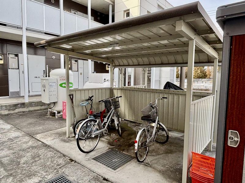 レオネクストメルシー西原 共用部分