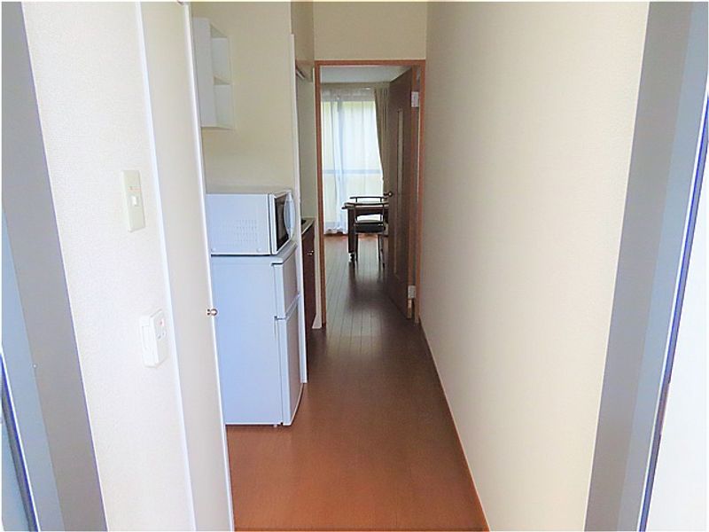 レオパレススマイルコーポ 玄関