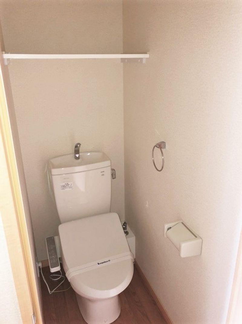 レオパレス城東ガーデン トイレ