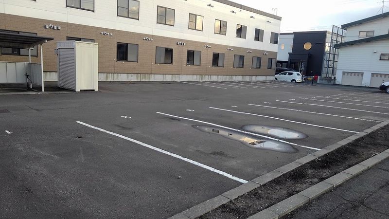 レオパレスさくら 駐車場
