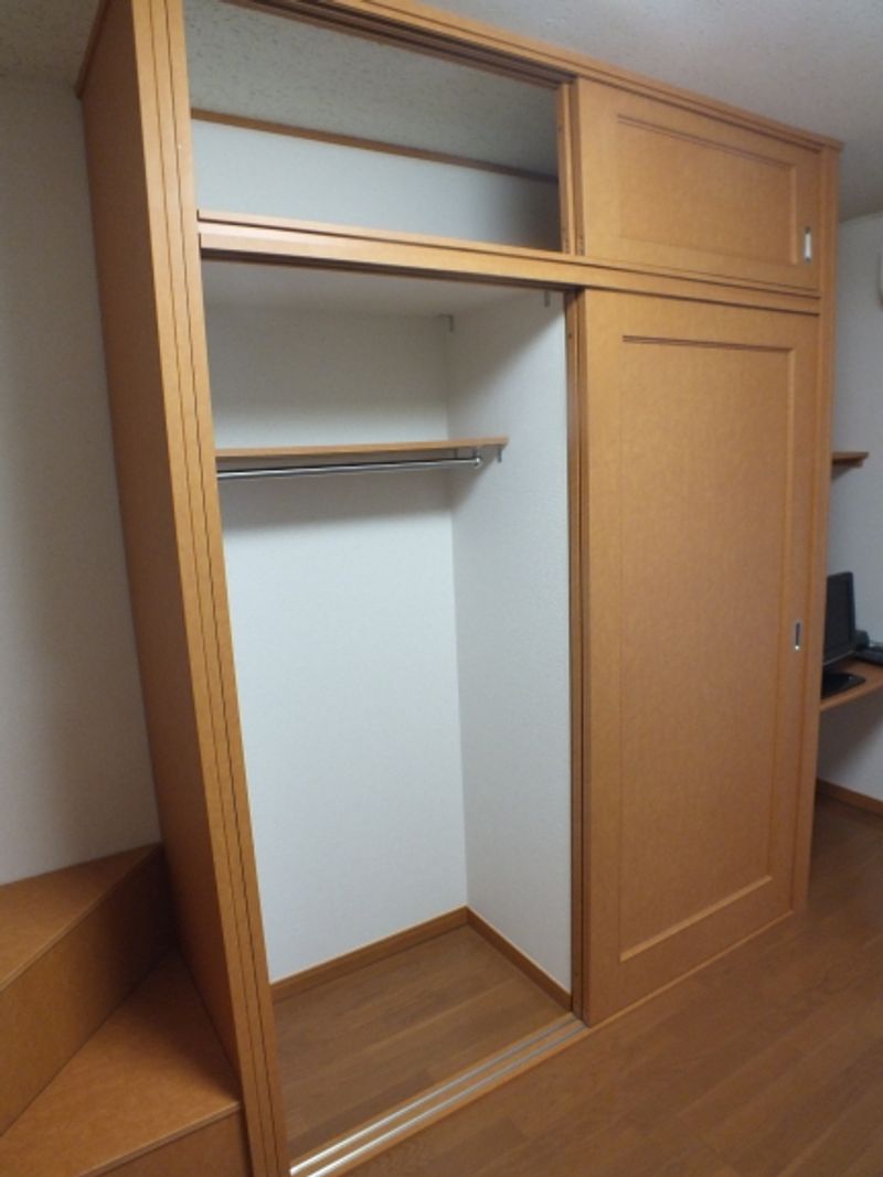 レオパレスシャトーＢ 収納