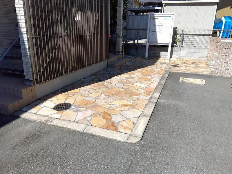 クレイノチャンティック松村 エントランス