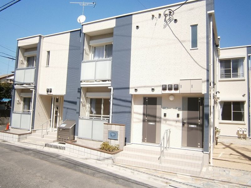 レオネクストリラ 外観