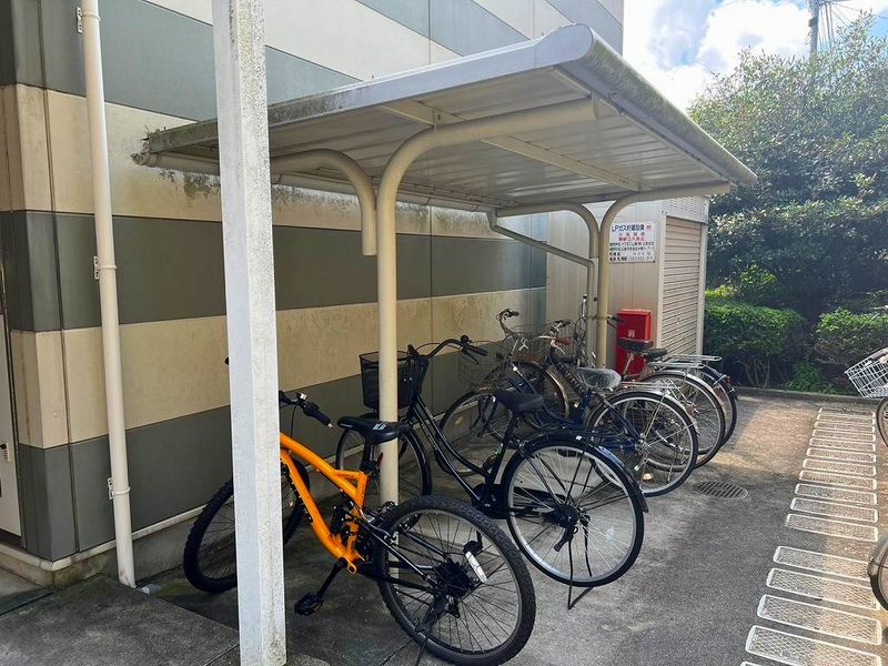 レオパレス二葉の里 共用部分
