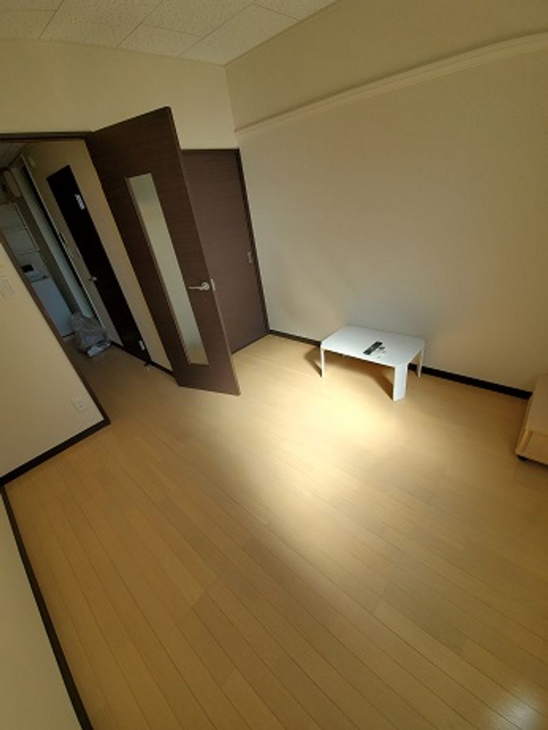 レオネクストパラシオン南明 玄関