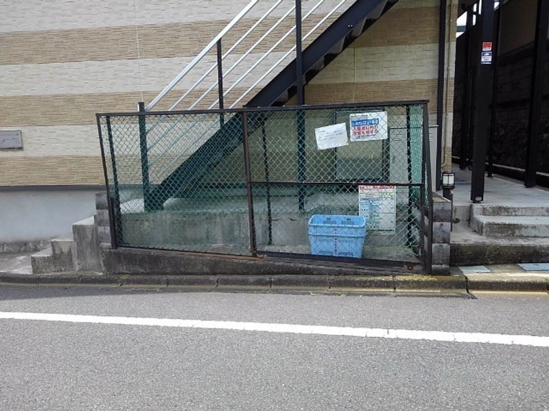 レオパレス鶴巻 共用部分