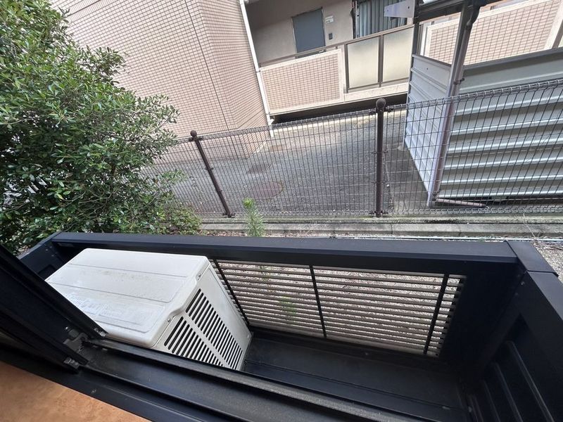 レオパレス花 バルコニー