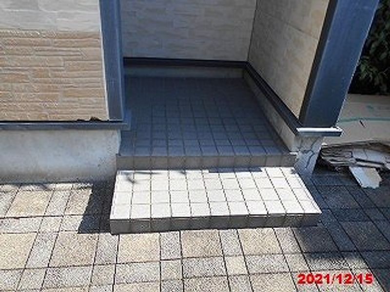 レオパレス柳原 エントランス