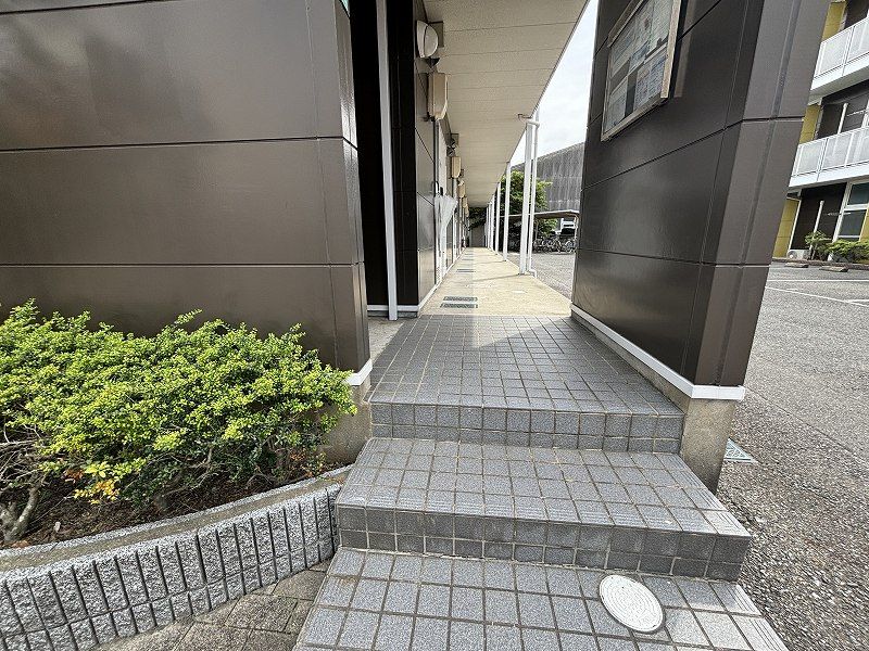 レオパレスエスト長府 共用部分
