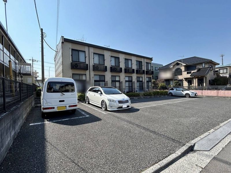 レオパレス風の丘 駐車場