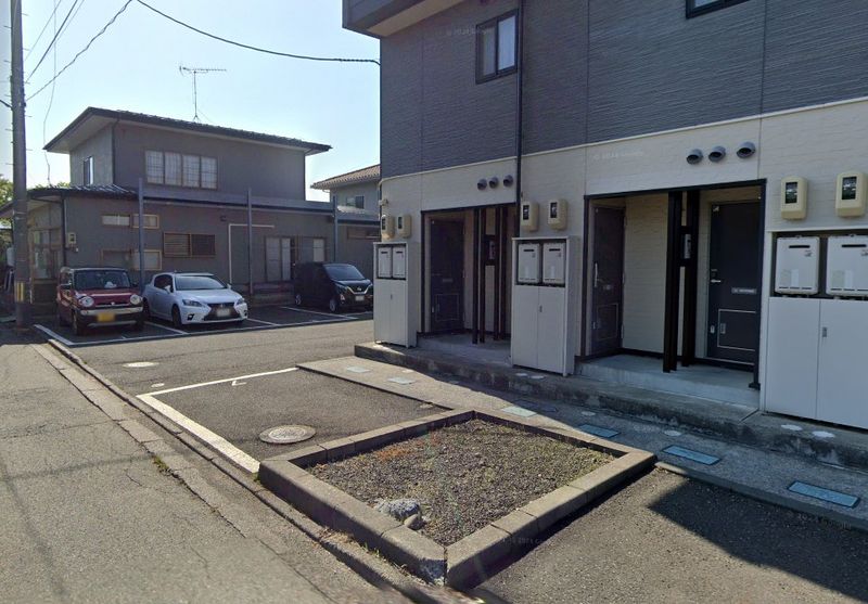 レオパレスシャルマンＳＴ 庭