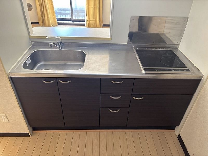 LEONEXT Maison Glycena Kitchen