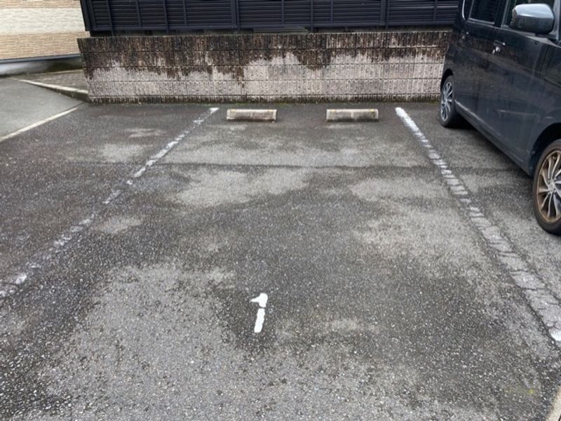 レオパレスＭｉｎｏｒｉ 駐車場