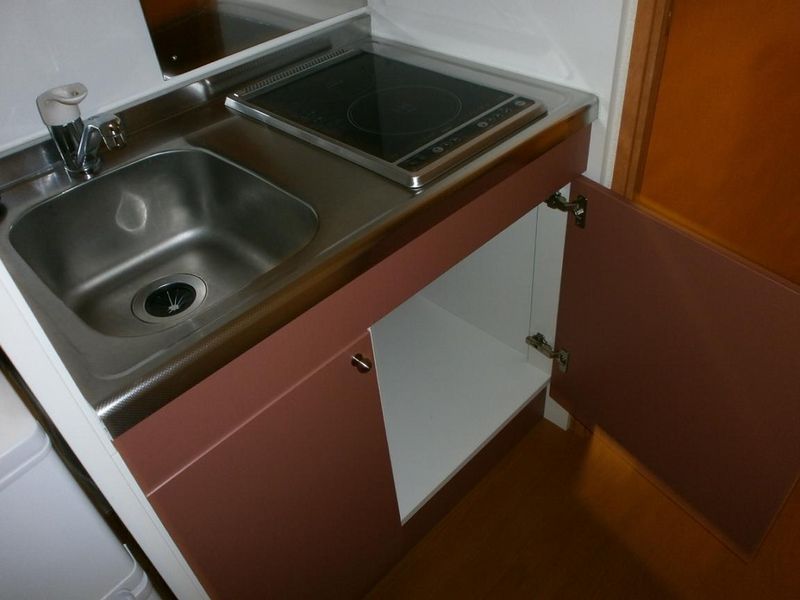 レオパレス東錦見 キッチン