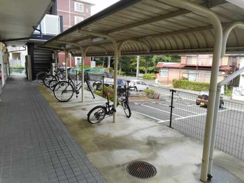 leopalace Kamitsuchida Minami Shared spaces
