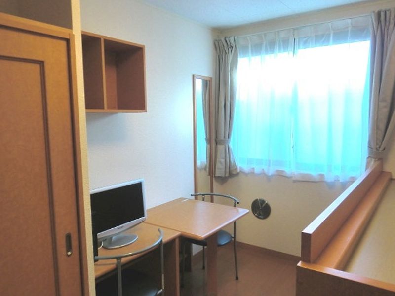 レオパレス雷塚Ⅱ 居間