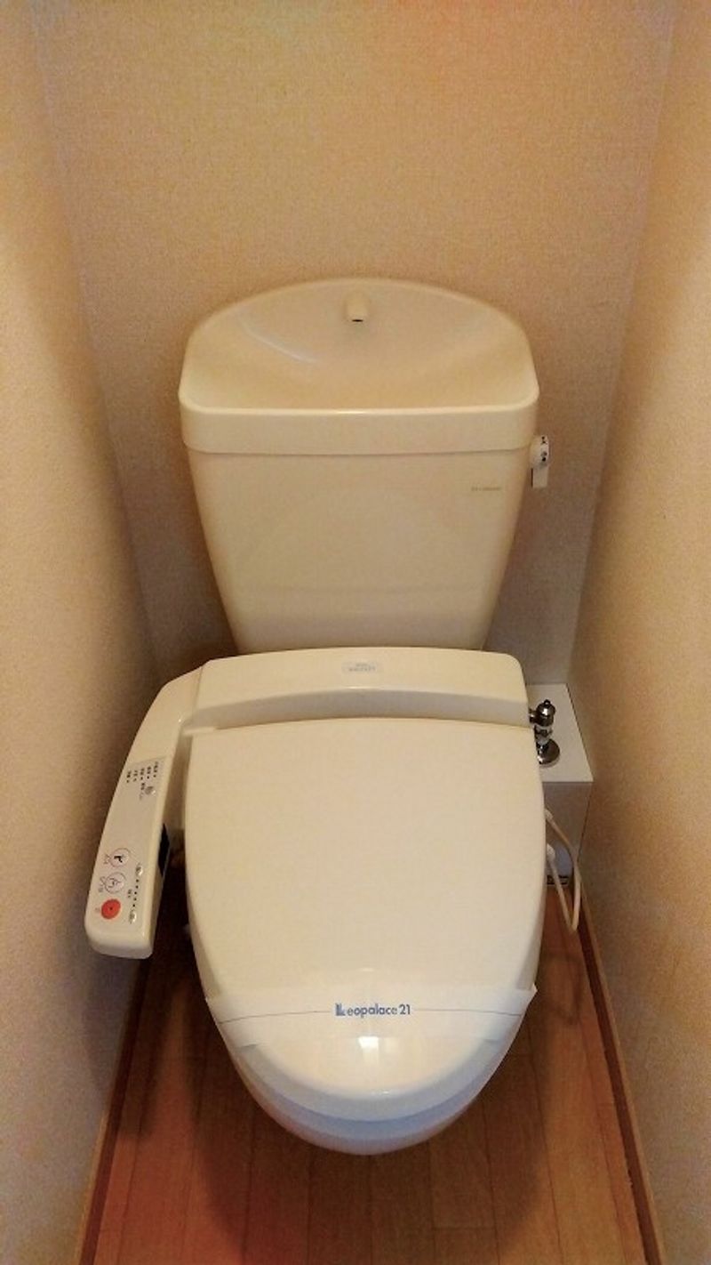 レオパレスめぐみ トイレ