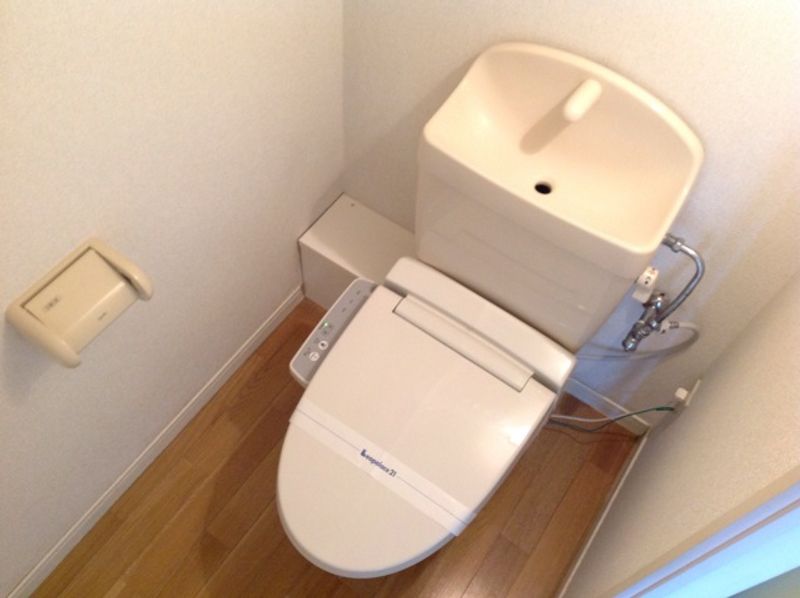 レオパレスＣｏｍｏｄｏ・Ｋ トイレ