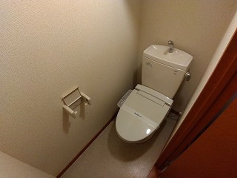 レオパレス一本杉 トイレ