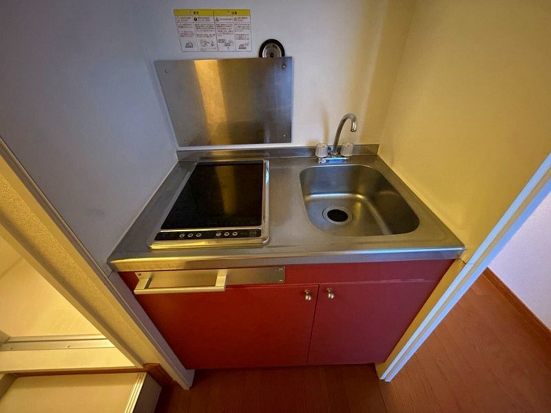 レオパレスゴールドクレスト キッチン