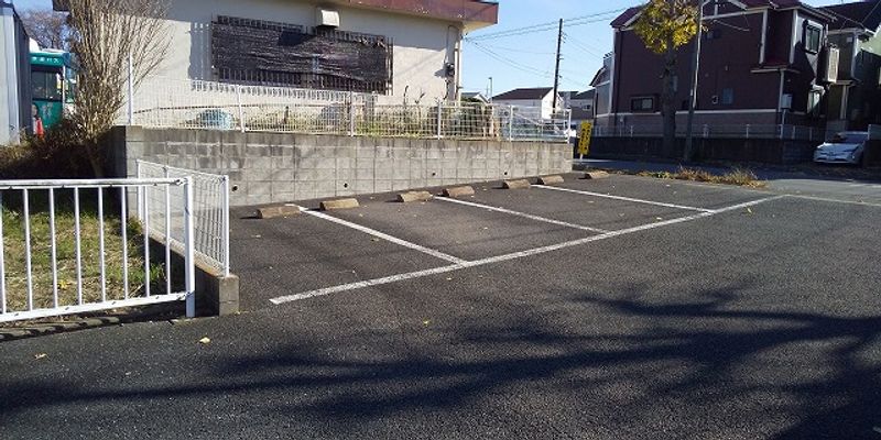 レオパレスネオ 駐車場