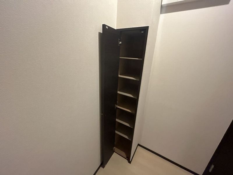 LEONEXT Excel Asahi VII 储物空间