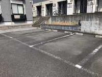 レオパレスコスモスＢ 駐車場