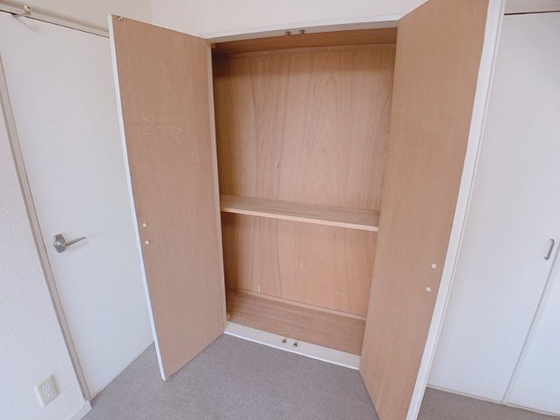 レオパレスＡＫＵＲＡ 収納