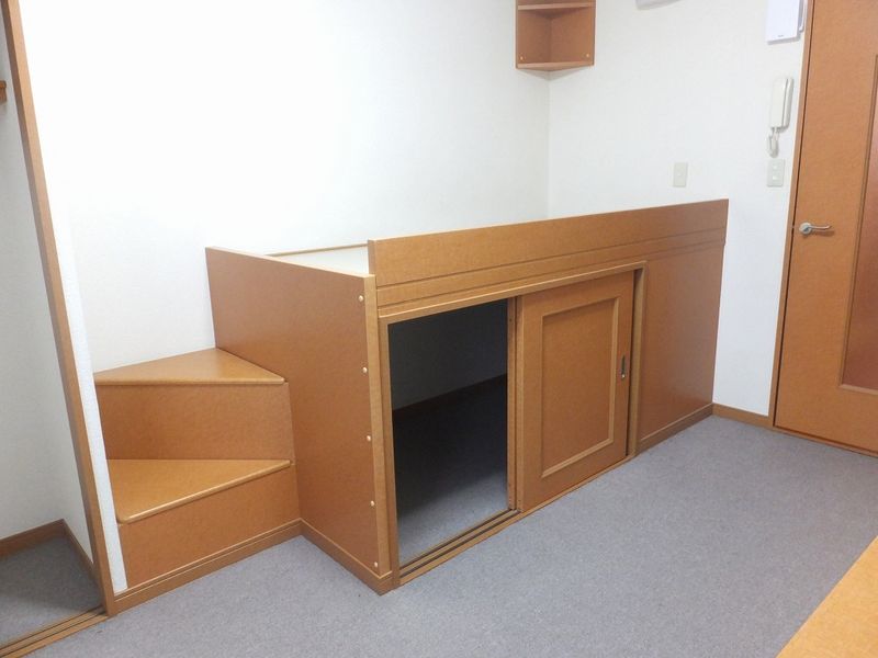 レオパレスＥＡＳＥⅢ 寝室