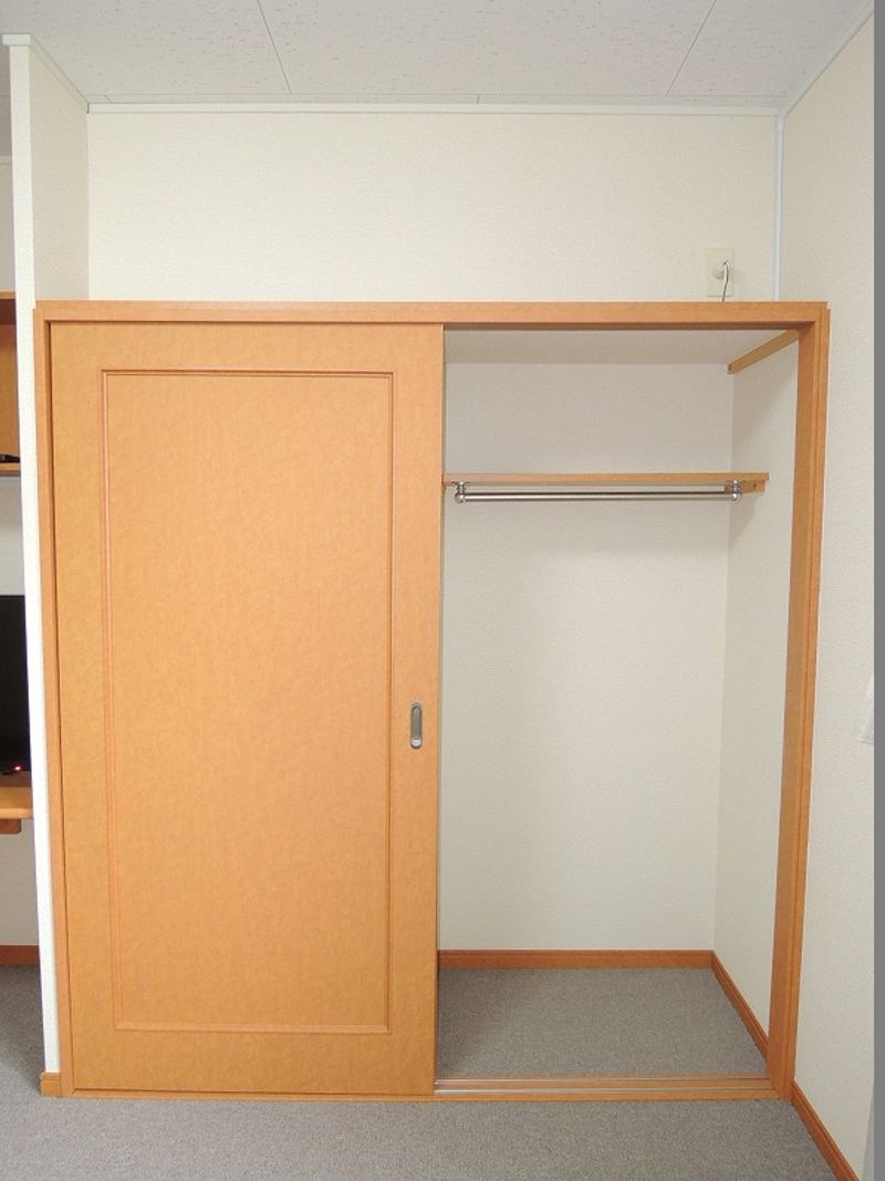 レオパレスグリーンヒル藻岩 収納