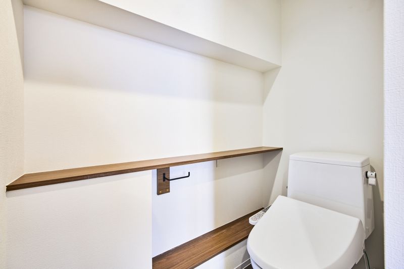 ArLk Kokuritsu Kita l Toilet