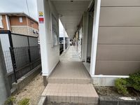 レオパレスＩＮＡＢＡ エントランス