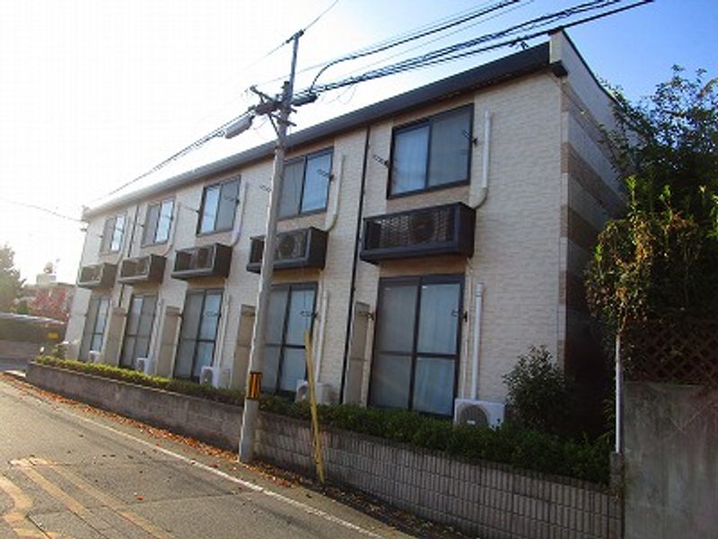 レオパレス桜　ＨＩＬＬＳ 外観