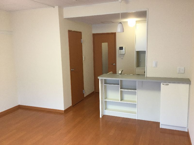 レオパレスベンデュール 居間